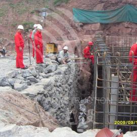重慶五步河泥水平衡頂管施工
